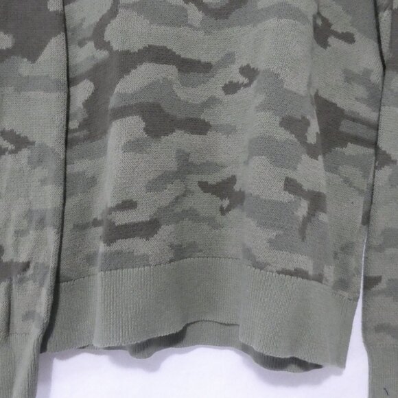 GAP KIDS - medium | Olive Green Camo / Camoflage Sweater - Picture 7 of 14